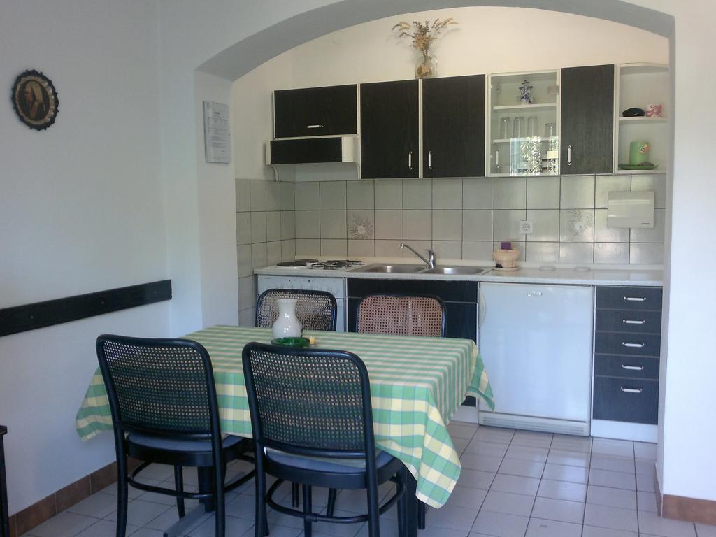 Guest House Violeta Palit Room photo